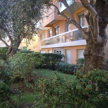 Residence Le Mediterranee 芒通 外观 照片